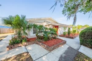 5600 ARUNDEL DRIVE, ORLANDO, FL 32808 Sold 09/02/25