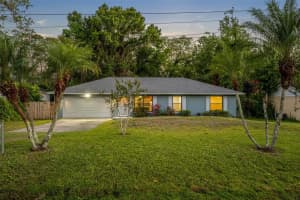 275 4TH STREET, CHULUOTA, FL 32766 Sold 05/16/25