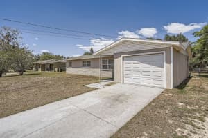1602 SHEFFIELD ROAD, LEESBURG, FL 34748 Sold 08/06/25