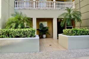 8761 THE ESPLANADE #6, ORLANDO, FL 32836 - MLS#MFRO6300560