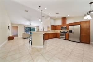 510 LEAVITT AVENUE, ORANGE CITY, FL 32763 Sold 06/05/25