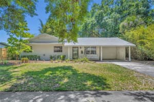 2492 BROOKSHIRE AVENUE, WINTER PARK, FL 32792 Sold 04/18/25
