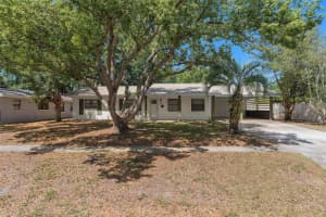 5326 WEIRWOOD AVENUE, ORLANDO, FL 32810 Sold 08/13/25