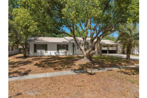 5326 WEIRWOOD AVENUE, ORLANDO, FL 32810 Sold 08/13/25