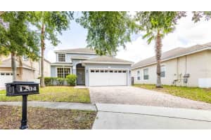 1204 Blackheath Ct, DAVENPORT