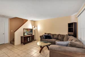 1728 TOWNHALL LANE, ORLANDO, FL 32807 - MLS#MFRO6300884