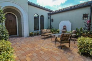 7415 POINTE VENEZIA DRIVE, ORLANDO, FL 32836 - MLS#MFRO6300885