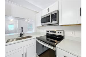 6508 CORAL COVE DRIVE, ORLANDO, FL 32818 Sold 06/27/25