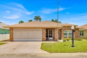 633 Watercrest Dr, HAINES CITY