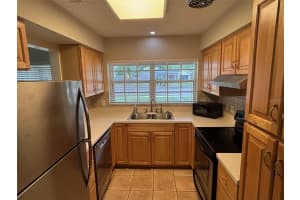 384 PERTH LANE, WINTER PARK, FL 32792 - MLS#MFRO6301174