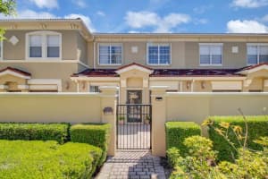 2840 BELLA VISTA DRIVE, DAVENPORT, FL 33897 Sold 08/15/25