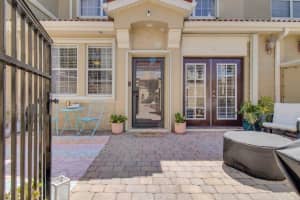 2840 BELLA VISTA DRIVE, DAVENPORT, FL 33897 Sold 08/15/25