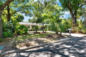 108 GLENWOOD AVENUE, ORLANDO, FL 32803 Sold 06/11/25