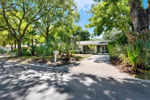 108 GLENWOOD AVENUE, ORLANDO, FL 32803 Sold 06/11/25