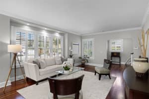910 ALAMEDA STREET, ORLANDO, FL 32804 - MLS#MFRO6301338