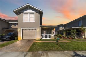 2016 CYPRESS BAY BOULEVARD, KISSIMMEE, FL 34743 Sold 07/07/25