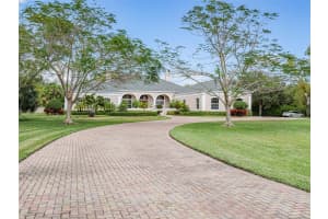 2266 12TH STREET, VERO BEACH, FL 32960 Sold 07/07/25