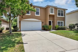 121 WALNUT CREST RUN, SANFORD, FL 32771 Sold 05/22/25