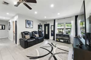 810 LITTLE WEKIWA DRIVE, ALTAMONTE SPRINGS, FL 32714 - MLS#MFRO6301831
