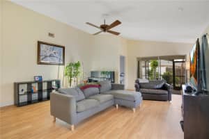 4346 SUNTREE BOULEVARD, ORLANDO, FL 32817 Sold 06/30/25