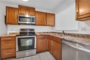 66 SILVER FALLS CIRCLE, KISSIMMEE, FL 34743 Sold 07/11/25