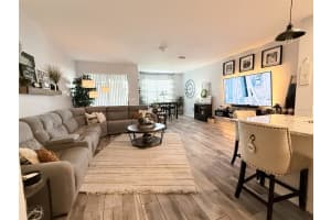 308 RUSTIC LOOP, SANFORD, FL 32771 Sold 07/16/25