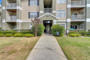 4295 SUMMER LANDING DRIVE, LAKELAND, FL 33810 - MLS#MFRO6301964