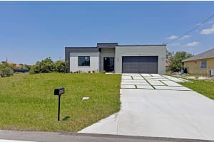 4233 Jacaranda Pkwy W, CAPE CORAL
