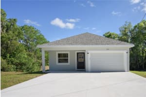 504 E Howry Ave, DELAND