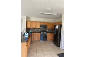 422 LAKEVIEW ROAD, KISSIMMEE, FL 34759 - MLS#MFRO6302472