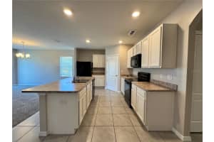 390 HONEY BELL ROAD, WINTER HAVEN, FL 33880 Sold 07/30/25