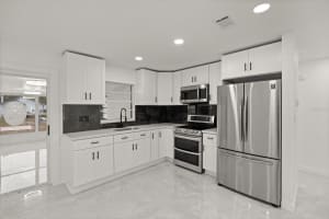 302 PALM STREET, DAVENPORT, FL 33837 Sold 06/30/25