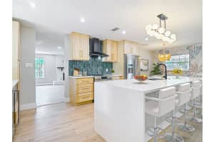 236 RANGER BOULEVARD, WINTER PARK, FL 32792 Sold 09/02/25