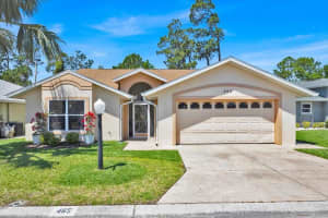 465 Sweetwater Way, HAINES CITY