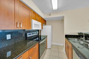 2210 GRAND CAYMAN COURT, KISSIMMEE, FL 34741 - MLS#MFRO6302756