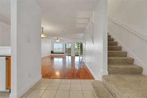 677 POST OAK CIRCLE, ALTAMONTE SPRINGS, FL 32701 Sold 07/22/25