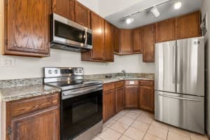 6021 NAVAJO WAY, ORLANDO, FL 32807 Sold 07/25/25