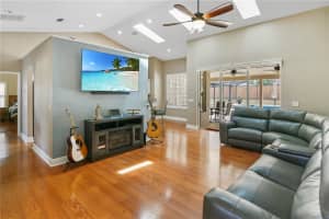 1403 VALLEY PINE CIRCLE, APOPKA, FL 32712 Sold 07/28/25