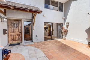 370 LAKEVIEW STREET, ORLANDO, FL 32804 Sold 05/16/25
