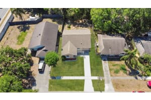 120 LAKE DRIVE, ORLANDO, FL 32835 Sold 07/02/25