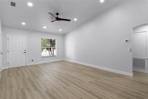 969 COMMERCE RD SE, PALM BAY, FL 32909 Sold 08/12/25