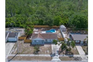 2763 E Waco Dr, DELTONA