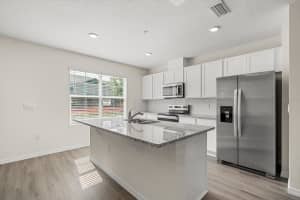 2741 FLUSHING DRIVE, APOPKA, FL 32703 - MLS#MFRO6303141