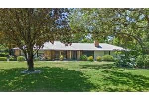 203 E Greentree Ln, LAKE MARY