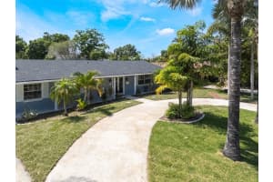 5100 LA CROIX AVENUE, BELLE ISLE, FL 32812 Sold 06/18/25