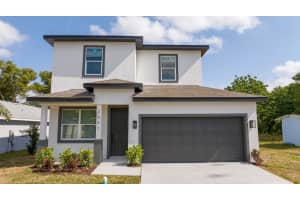 2041 Warrens Ave, MAITLAND