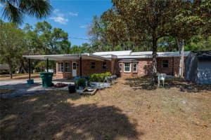 237 W Mcclendon St, LADY LAKE