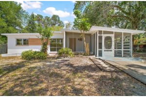 819 EDGEWATER DRIVE, EUSTIS, FL 32726 Sold 05/23/25