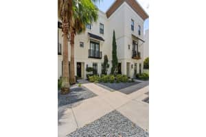 654 MARIPOSA STREET, ORLANDO, FL 32801 Sold 08/27/25