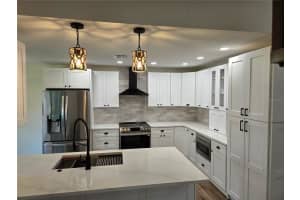 2055 LAKEVIEW DRIVE, CLEARWATER, FL 33763 Sold 07/31/25